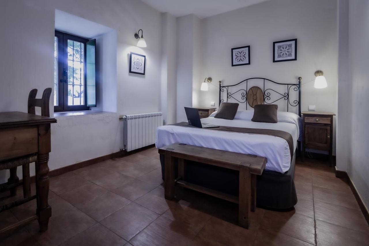 Posada Pena Pintada By Vivere Stays Cercedilla Kültér fotó