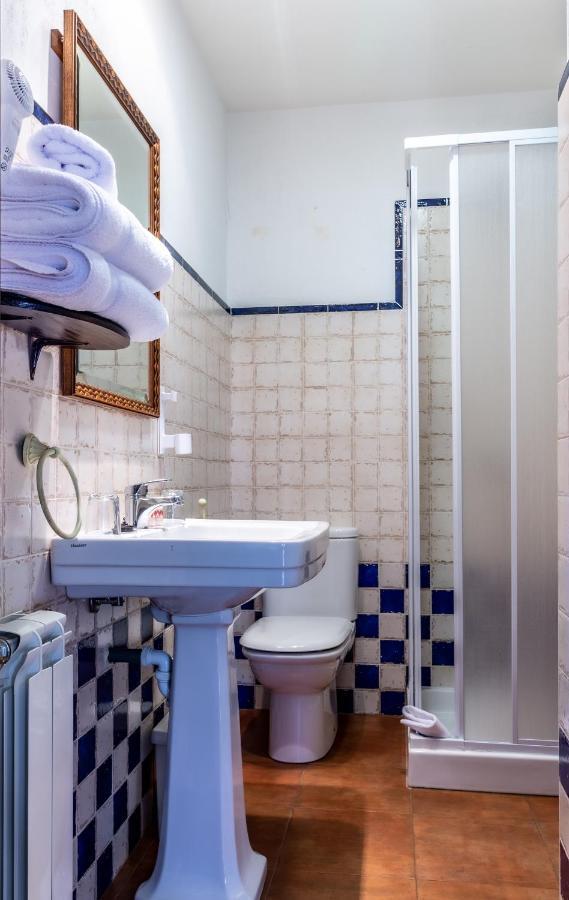 Posada Pena Pintada By Vivere Stays Cercedilla Kültér fotó