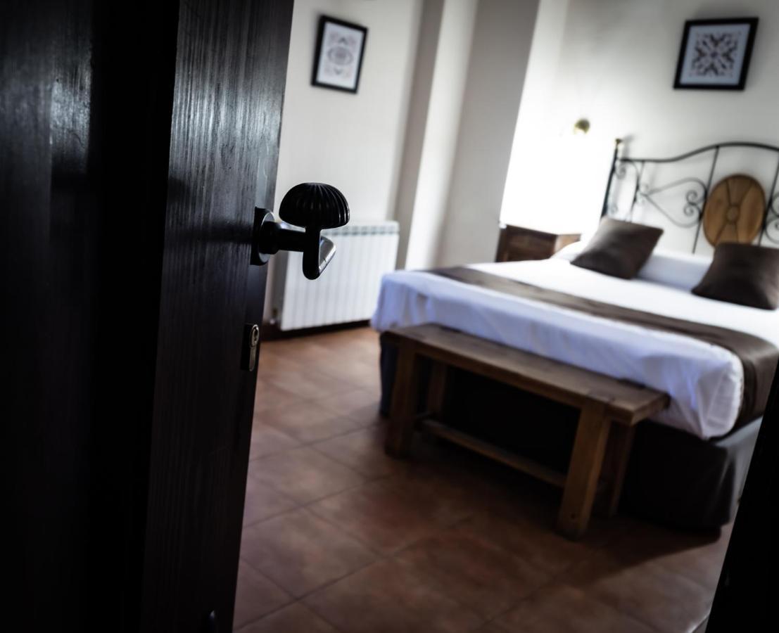 Posada Pena Pintada By Vivere Stays Cercedilla Kültér fotó