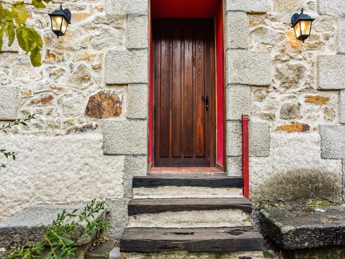 Posada Pena Pintada By Vivere Stays Cercedilla Kültér fotó